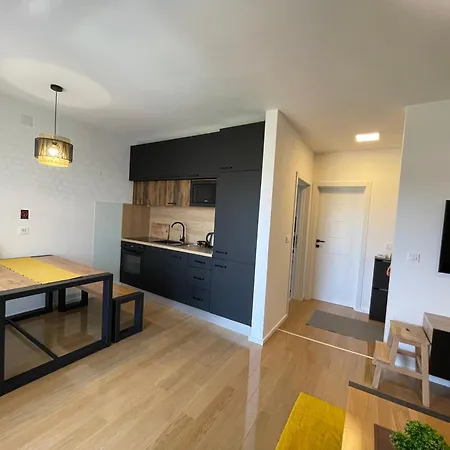 Schoenfeld Apartmán Vir